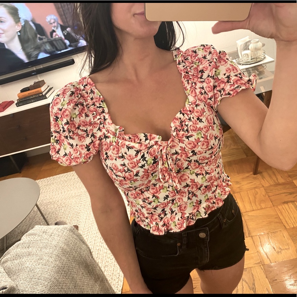 NWT Zara Floral Crop Top Size S